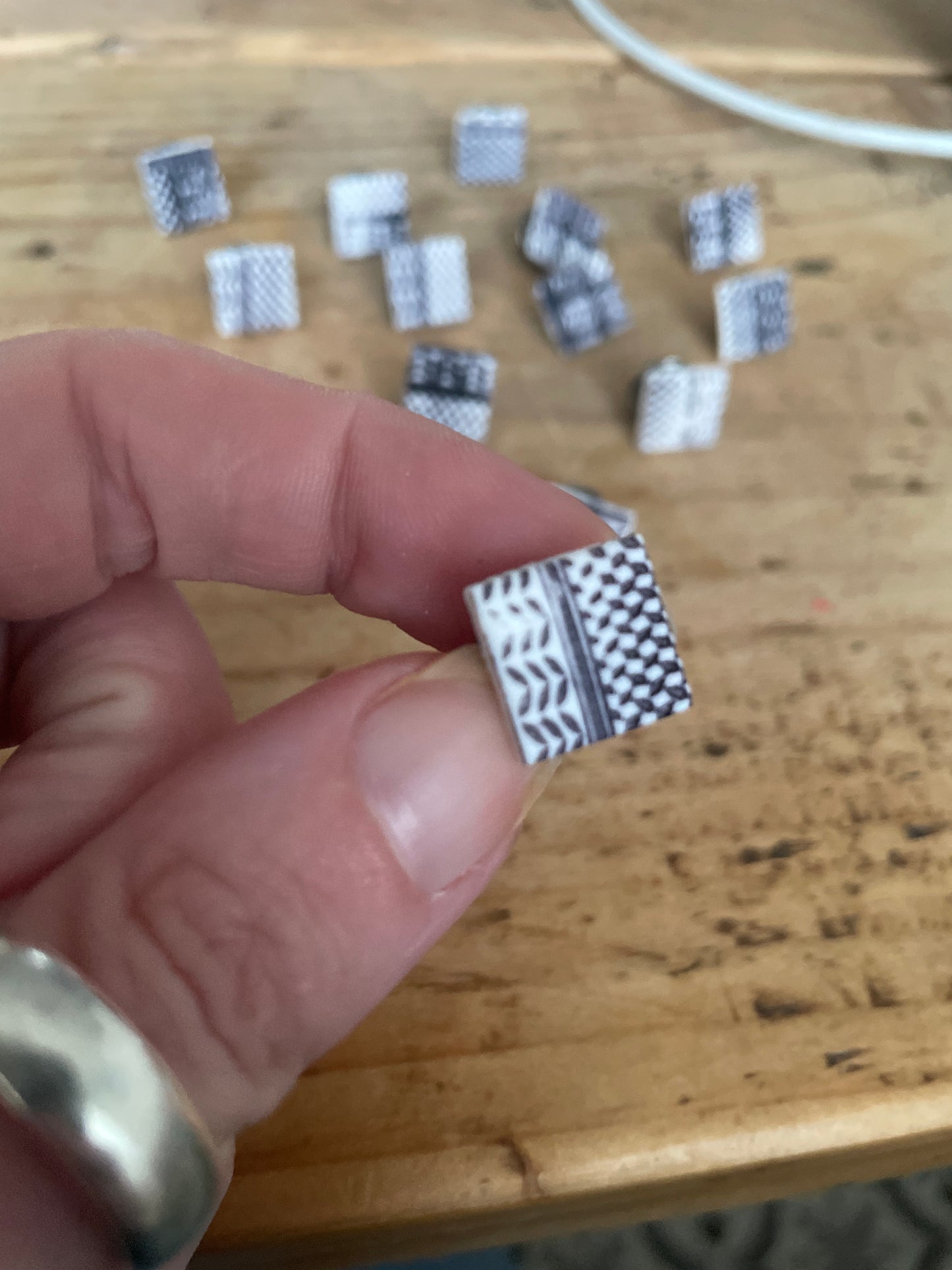 Handmade Clay Palestinian Keffiyeh Badges for Alaa