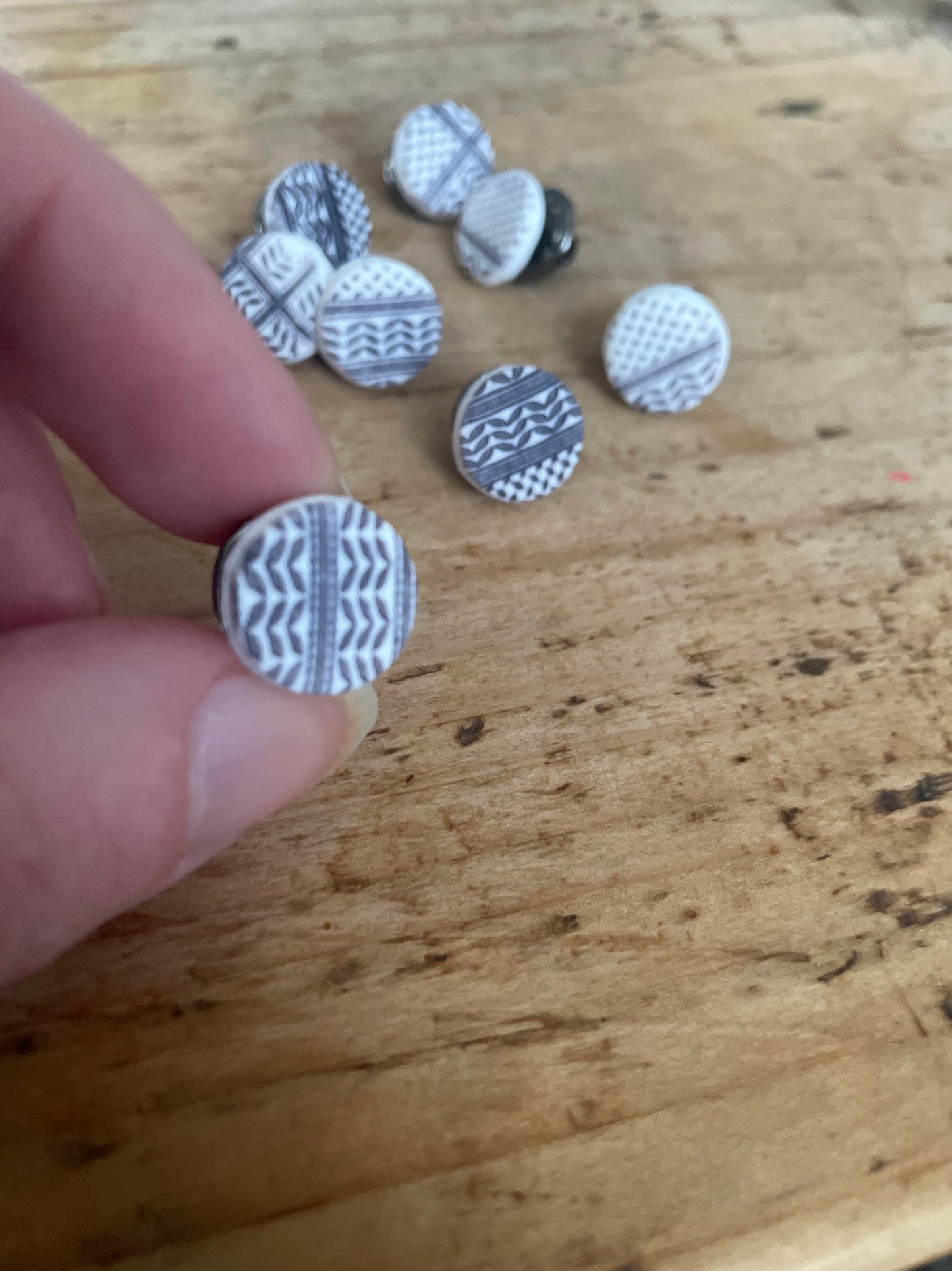 Handmade Clay Palestinian Keffiyeh Badges for Alaa